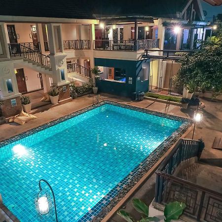 Hostel Glur Chiangmai Chiang Mai Exterior foto